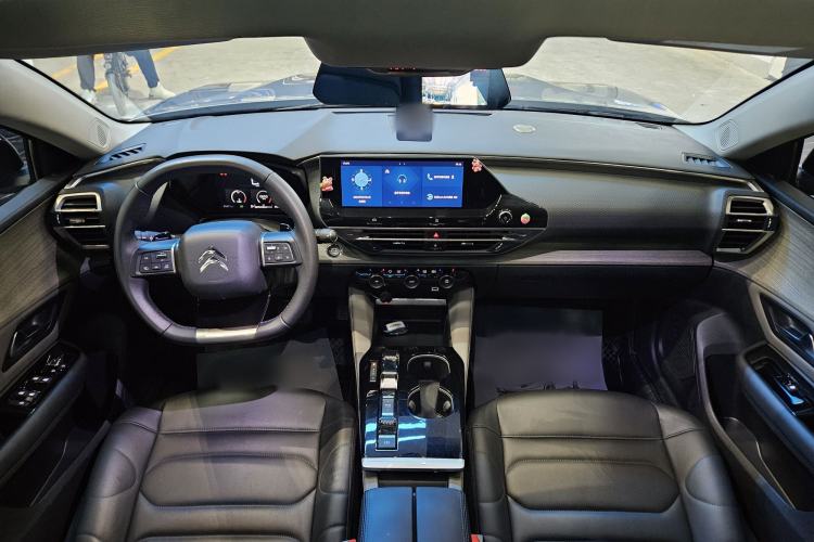 Used Citroen C5 X 2021 1.6T Enjoy the Extraordinary Interior 3