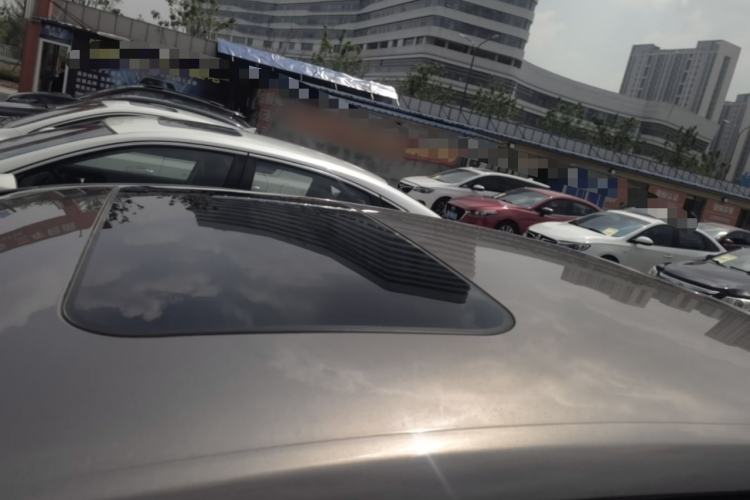 Used Volkswagen Magotan 2016 1.8TSI Smart Comfort Model Roof