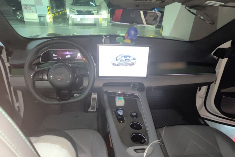 Used Zeekr 001 2022 Ultra-Long Range Dual-Motor YOU Version Center Console