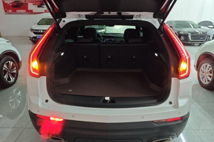 Used Cadillac XT4 2021 28T Two-Wheel Drive Tech Edition