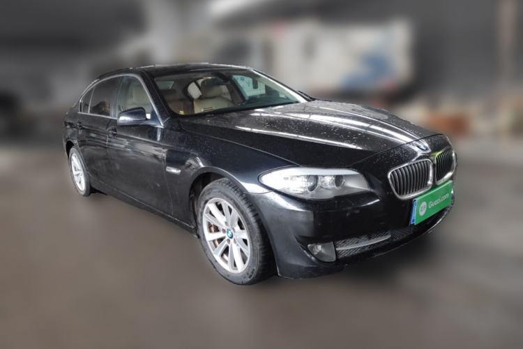 Used BMW 5 Series 2012 520Li Elegant Edition Front Right 45 Deg