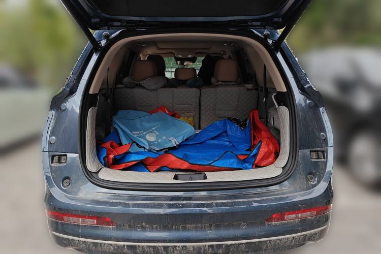 Used Landian E5 PLUS 2025 165 km Long-Range Version PLUS 7-Seater Trunk