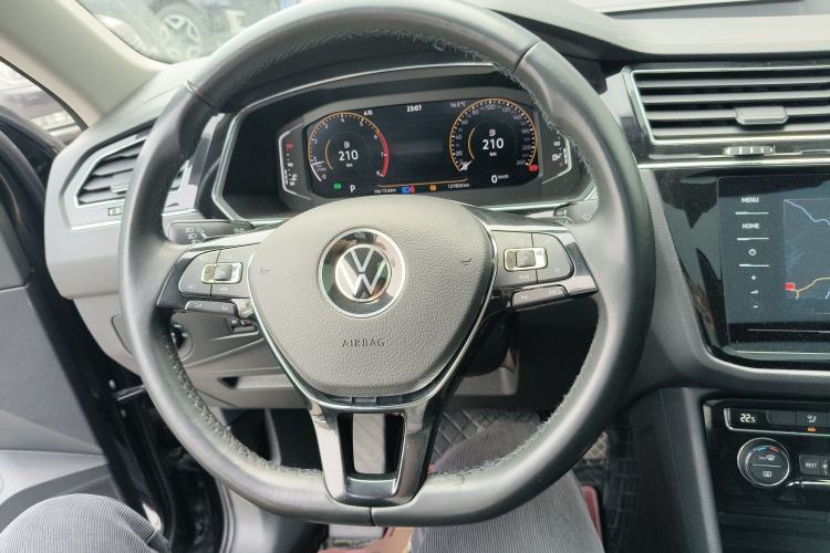 Used Volkswagen Tiguan L 2021 330TSI Automatic Two-Wheel Drive Smart Edition Steering Wheel