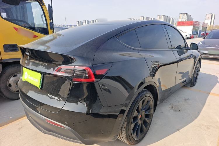 Used Tesla Model Y 2021 Long-Range All-Wheel-Drive Version Rear Right 45 Deg