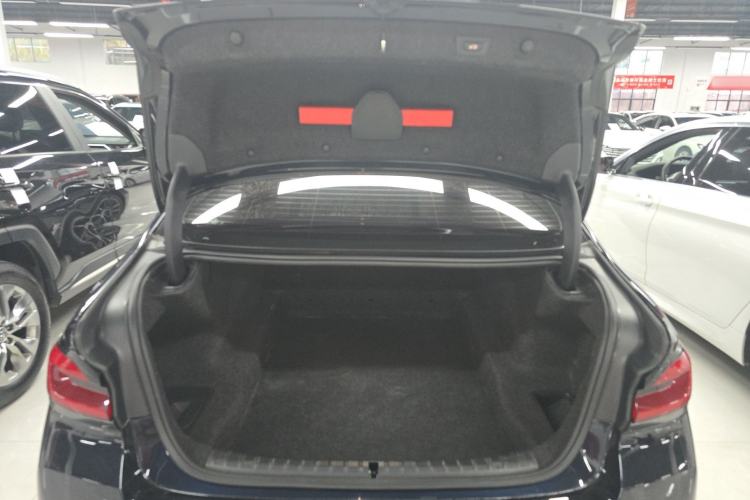 Used BMW 5 Series 2022 Second Facelift 525Li M Sport Package
