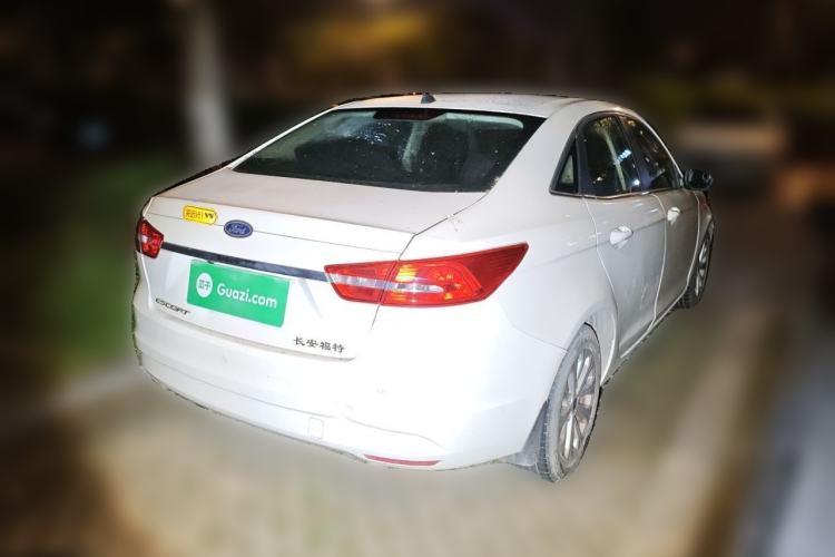 Used Ford Escort 2015 1.5L Manual Fashion Edition