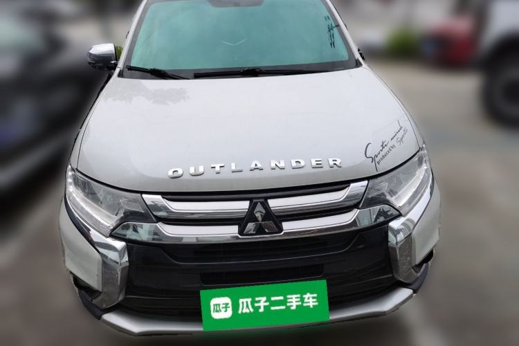 Used Mitsubishi Outlander 2017 2.0L Two-Wheel Drive Glory Edition 5 Seats