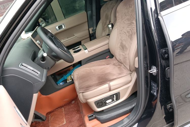 Used Li Auto L8 2025 Max Smart Refresh Edition
