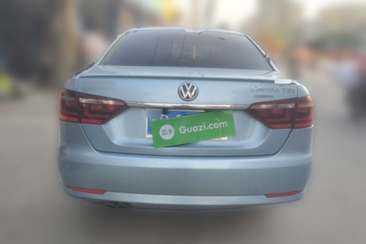 Used Volkswagen Lavida 2014 1.4 TSI DSG BlueMotion Technology Version