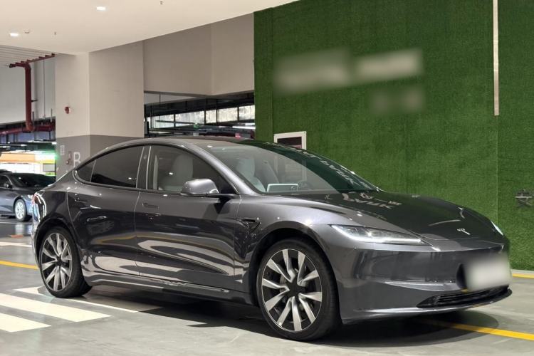 Used Tesla Model 3 2023 Long-Range All-Wheel-Drive Version Exterior 2