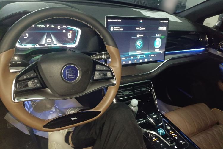 Used BYD Tang New Energy 2021 DM-i 112KM Prestige Model Center Console