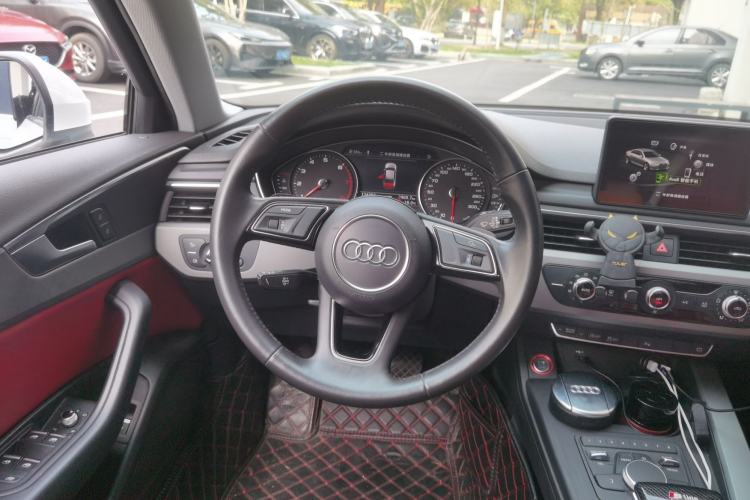 Used Audi A4L 2019 40 TFSI Ambition China VI
