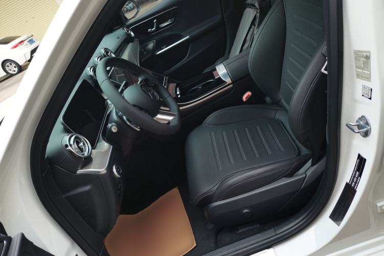 Used Mercedes-Benz C-Class 2023 Second Facelift C 260 L Starry Night Sports Edition
