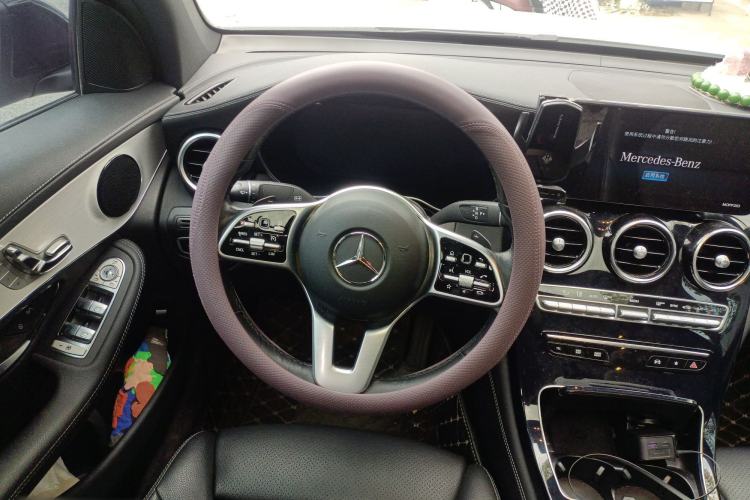Used Mercedes-Benz GLC Coupe 2020 GLC 260 4MATIC Coupe SUV Steering Wheel