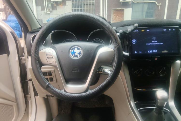 Used Venucia T70 2016 2.0L Manual RuiQu Version