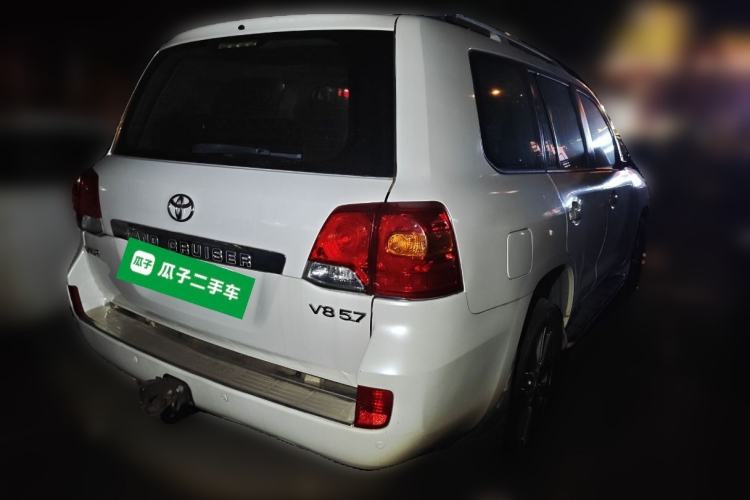 Used Toyota Land Cruiser 2015 4.0L V6 Middle East Low-Trim Version
