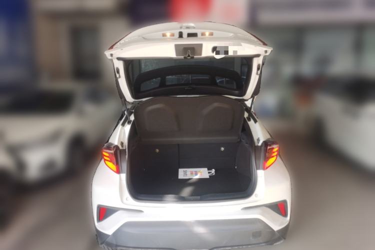 Used Toyota C-HR 2021 2.0L Luxury Edition