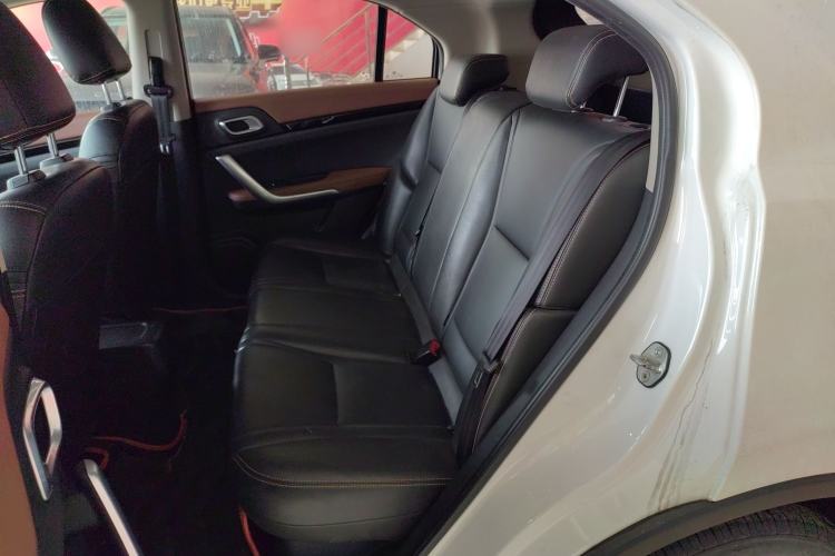 Used Dongfeng Aeolus AX4 2017 1.6L Manual ChaoShang Model