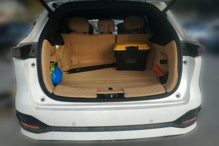 Used Changan CS75 PLUS 2025 4th Generation 1.5T New Blue Whale Smart Luxury Edition
