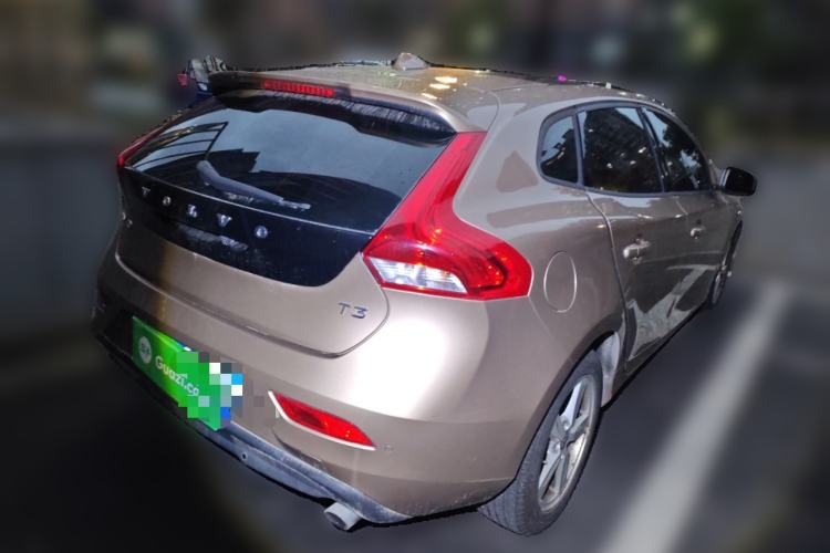 Used Volvo V40 2016 T3 Zhiyi Edition