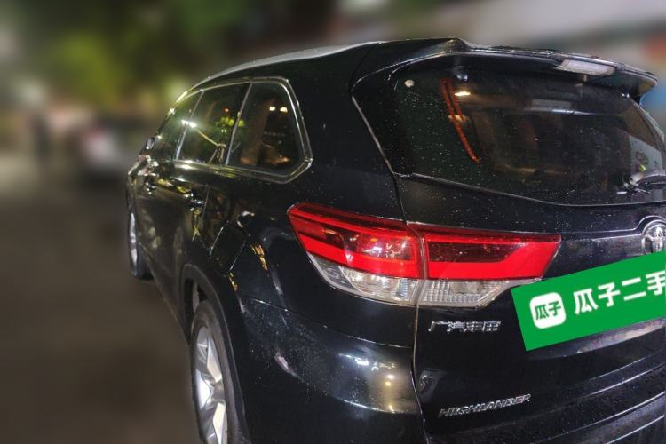 Used Toyota Highlander 2018 2.0T Four-Wheel Drive Prestige Version 7 Seats China VI Standard