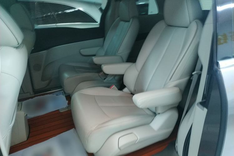 Used Buick GL8 2020 Land Business Class 652T Luxury Model
