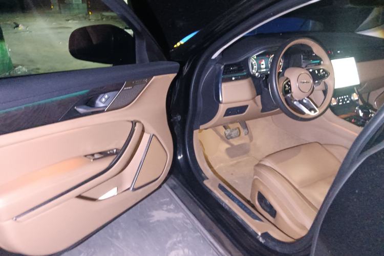 Used Jaguar XFL 2024 2.0T P250 Two-Wheel Drive Prestige Luxury Edition