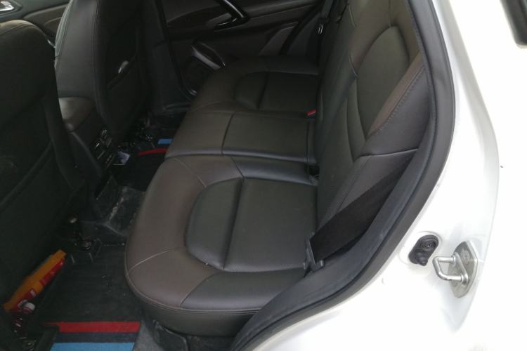 Used GAC Trumpchi GS4 2017 235T Manual Two-Wheel Drive Luxury Edition
