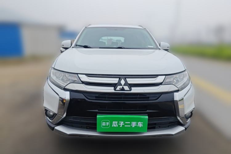 Used Mitsubishi Outlander 2018 2.0L Two-Wheel Drive Glory Edition 5 Seats