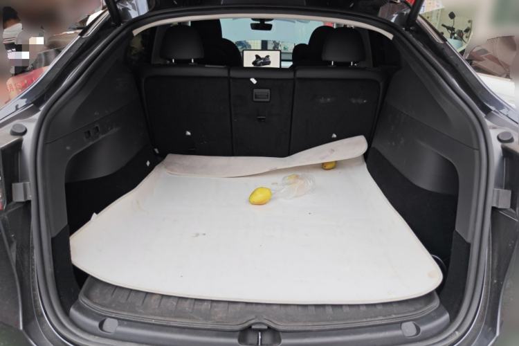 Used Tesla Model Y 2024 Rear-Wheel-Drive Version Trunk