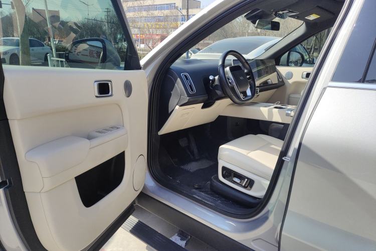 Used Li Auto L8 2023 Pro Model