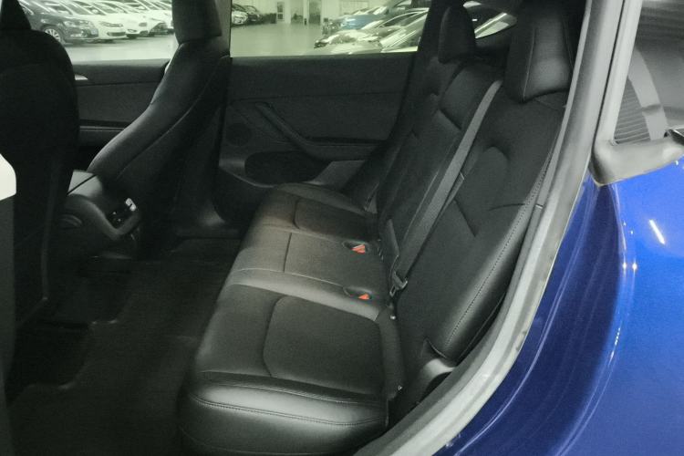 Used Tesla Model Y 2022 Rear-Wheel-Drive Version
