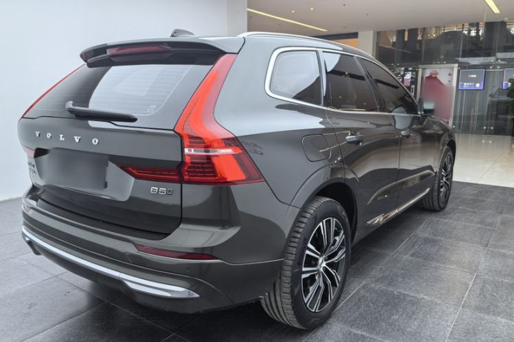 Used Volvo XC60 2022 B5 4x4 Smart Luxury Edition
