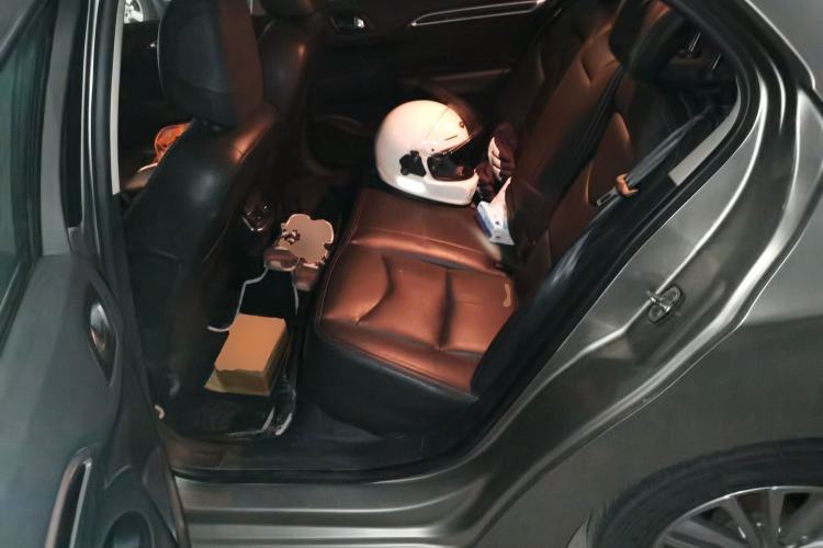 Used Citroen C4L 2013 1.8L Automatic Jingzhi Edition Left Rear Seat