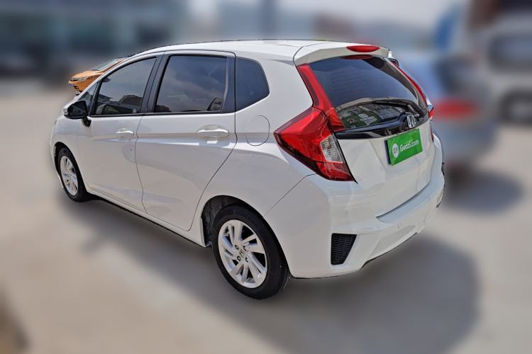 Used Honda Fit 2014 1.5L SE CVT Fashion Model Rear Left 45 Deg