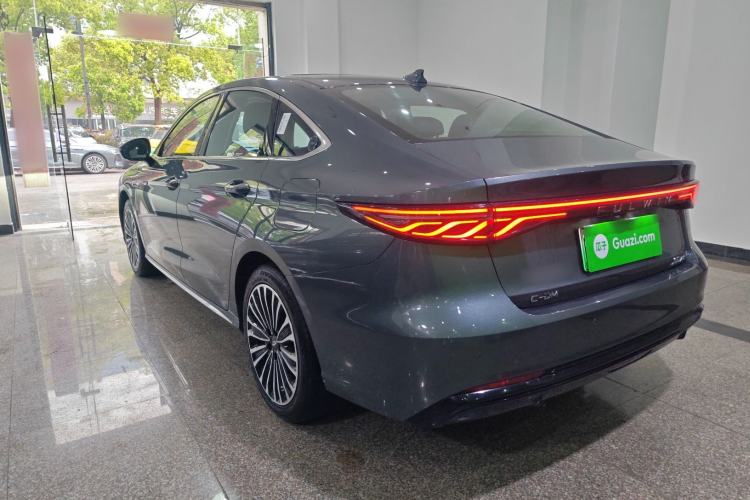 Used Chery Fengyun A8L 2025 1.5 TGDI 145 km Luxury Version Rear Left 45 Deg