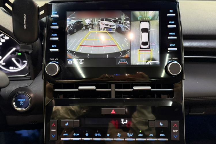 Used Toyota Avalon 2019 Dual-Engine 2.5L XLE Prestige Version China VI Standard
