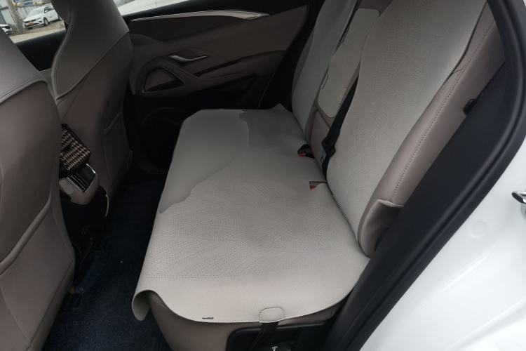 Used BYD Song Pro New Energy 2023 Champion Edition DM-i 110KM Beyond Model Left Rear Seat