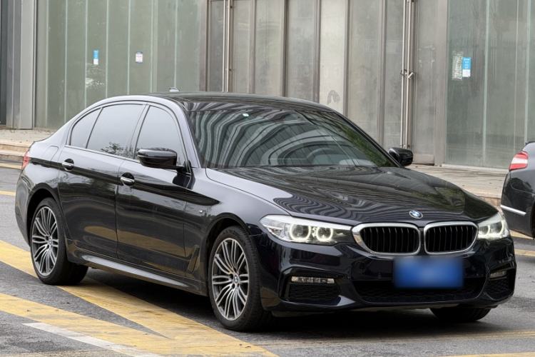 Used BMW 5 Series 2018 Facelifted 530Li xDrive M Sport Package Exterior 4