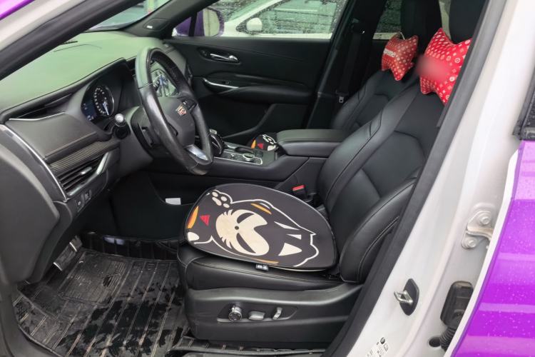 Used Cadillac XT4 2018 28T 4x4 Leading Sport Model Left Front Seat