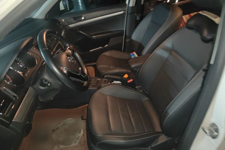 Used Volkswagen Lavida 2017 1.6L Automatic Comfort Edition Left Front Seat