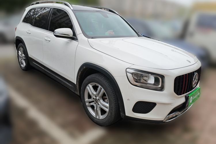 Used Mercedes-Benz GLB 2021 GLB 180 Fashion Model Front Right 45 Deg