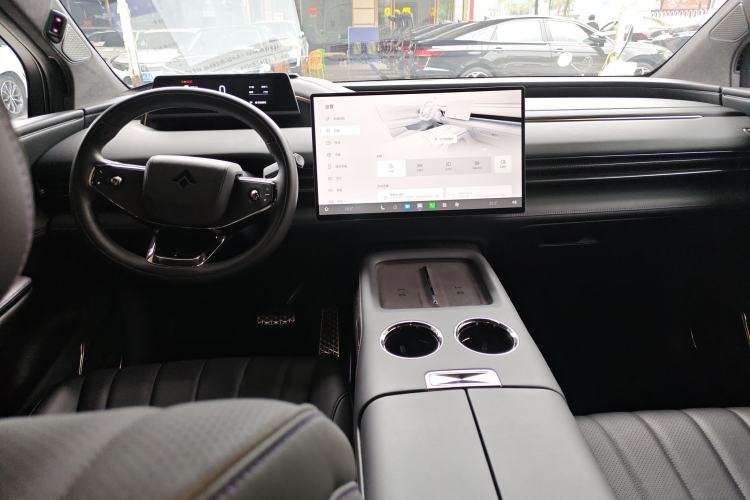 Used Hyptec HL 2025 700 Ultra Six-Seater All-Wheel-Drive LiDAR Version
