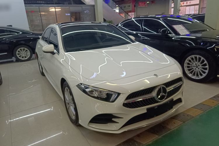 Used Mercedes-Benz A-Class 2021 A 200 L Sport Sedan Fashion Model
