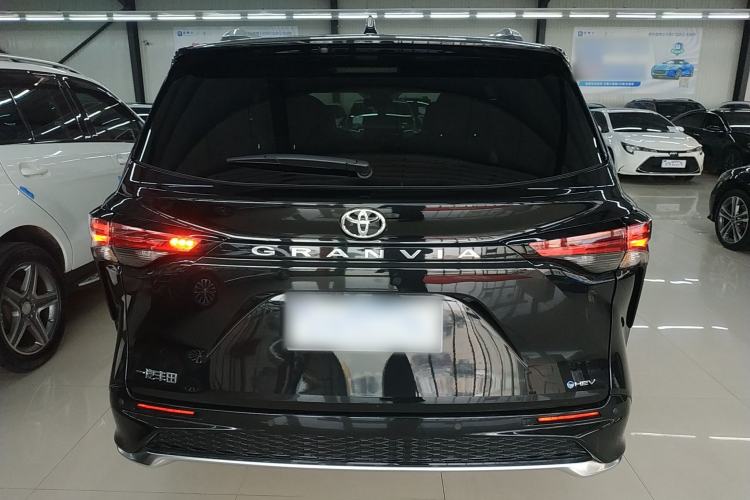 Used Toyota Granvia 2026 Model 2.5L Hybrid Prestige PLUS Edition Rear
