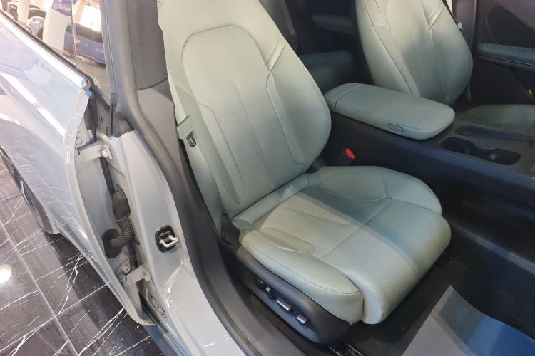 Used Nio ET5T 2023 75 kWh Touring