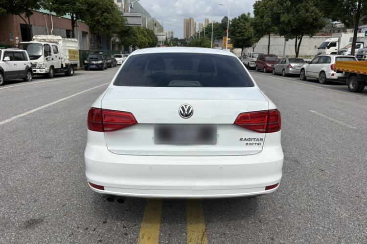 Used Volkswagen Sagitar 2016 230TSI 25th Anniversary Edition
