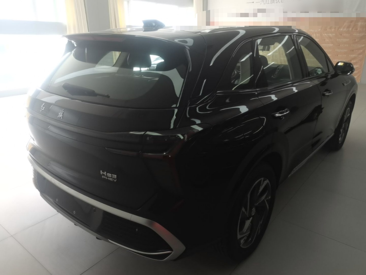 Hongqi HS3 PHEV 2025 Model 125km Jingwei 2 Millionth Anniversary Edition — снимка 6