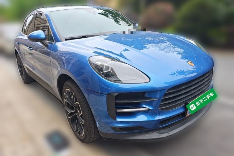 Used Porsche Macan 2018 Macan 2.0T Front Right 45 Deg