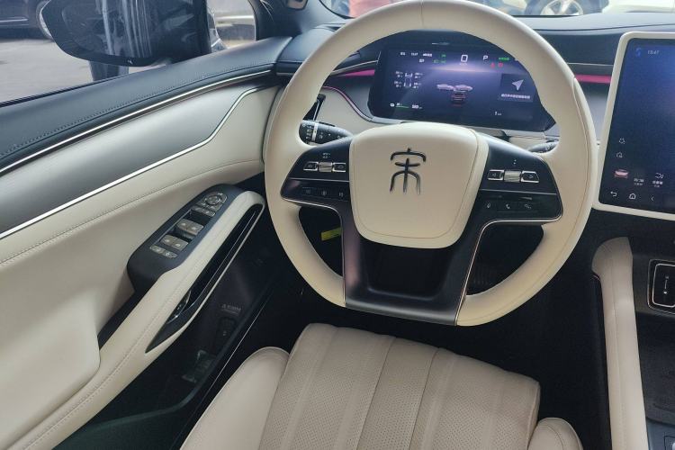 Used BYD Song L EV 2024 662 km Excellence Version